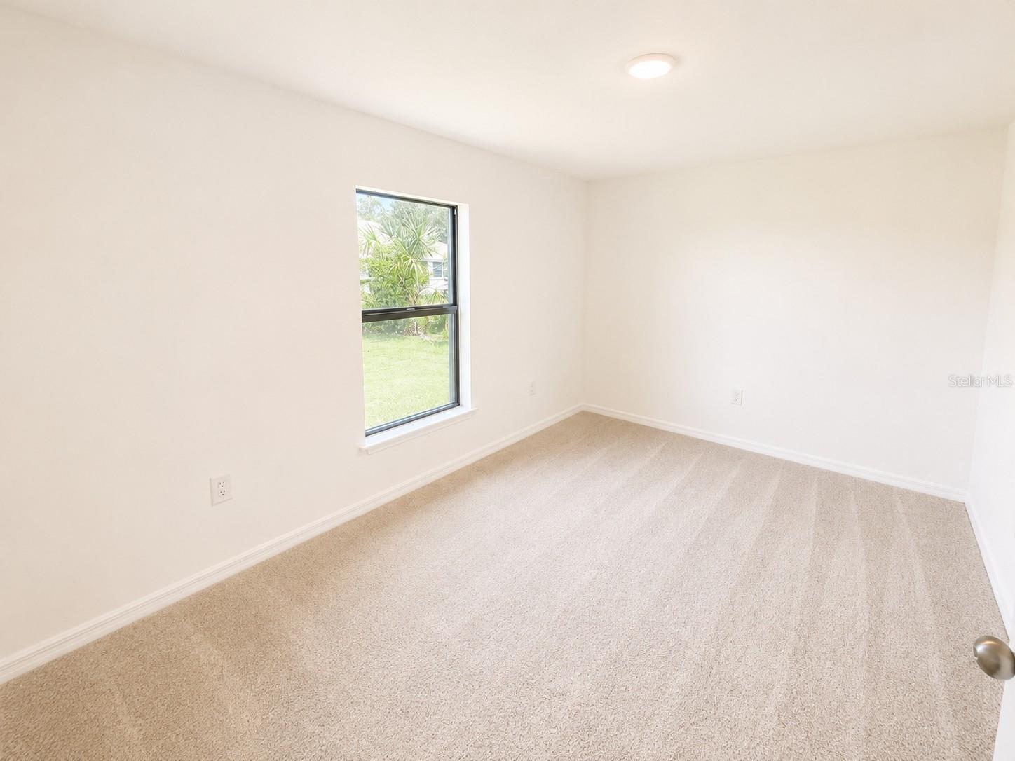 93 PRESQUE ISLE DR, PORT CHARLOTTE, FL — photo 15
