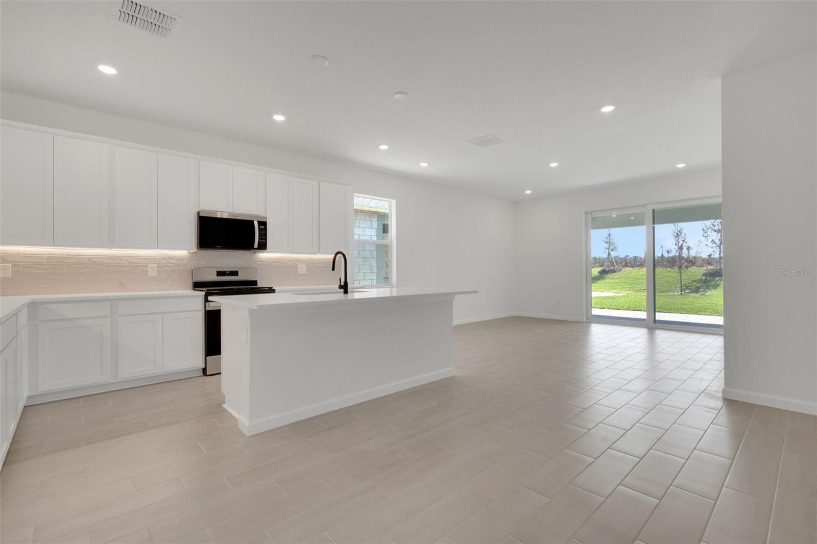 5412 NW CAMBERLY CT, PORT ST LUCIE, FL — photo 3