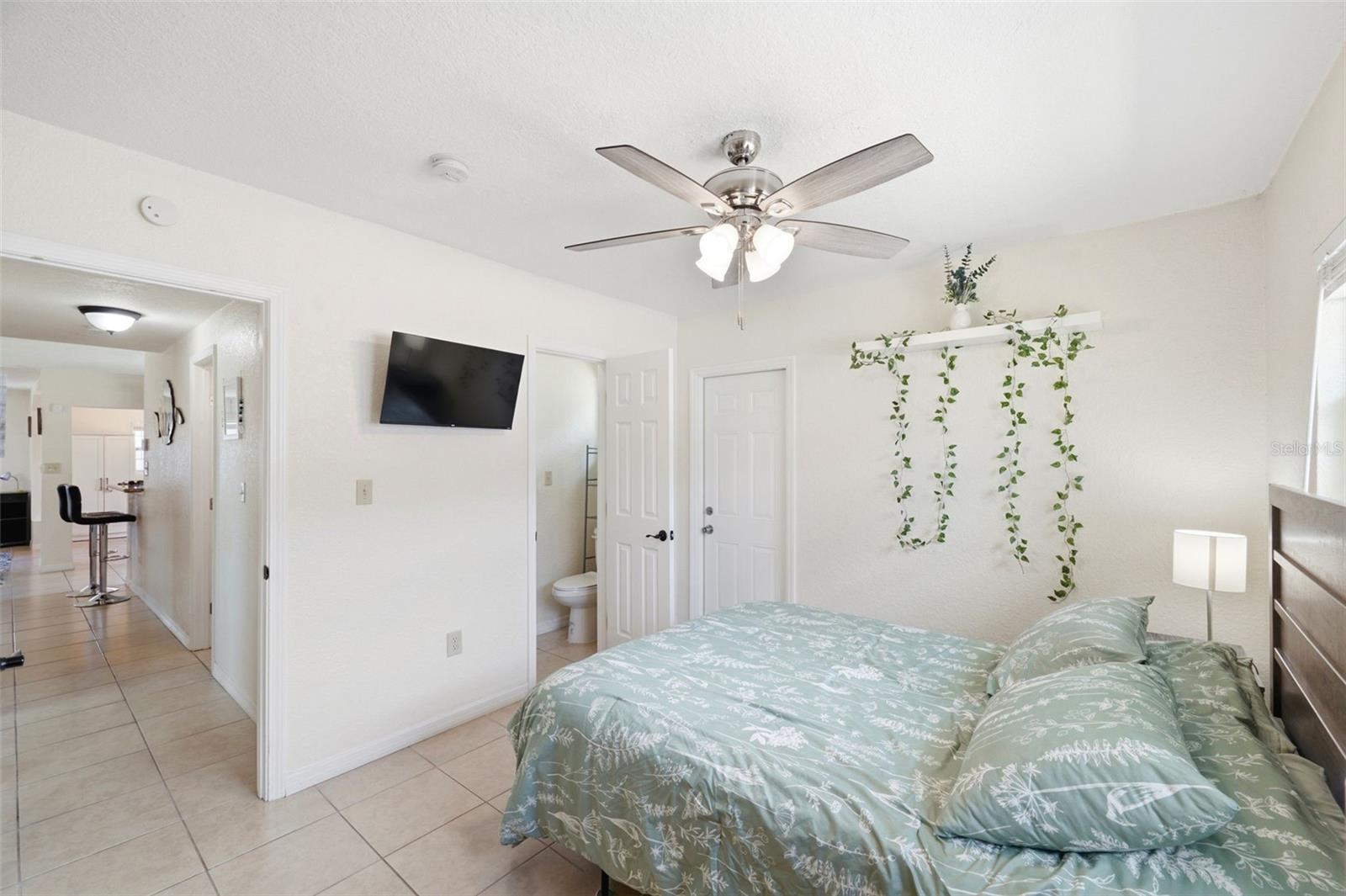 8685 MAGNOLIA DR, SEMINOLE, FL — photo 23