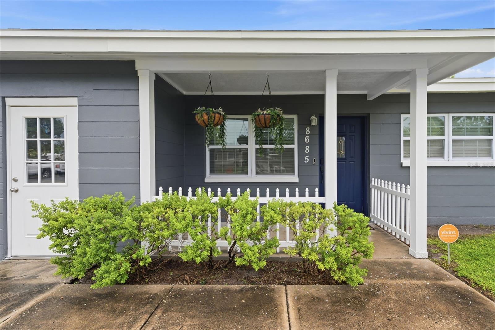 8685 MAGNOLIA DR, SEMINOLE, FL — photo 3
