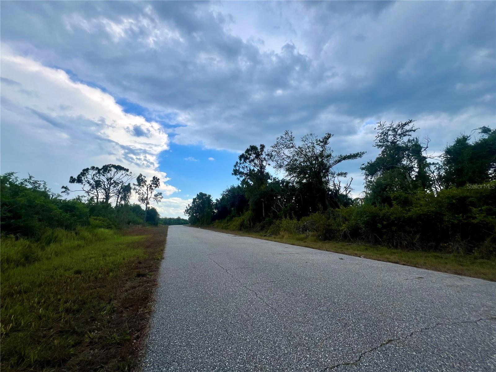 7370 SIOUX ST, PORT CHARLOTTE, FL — photo 2