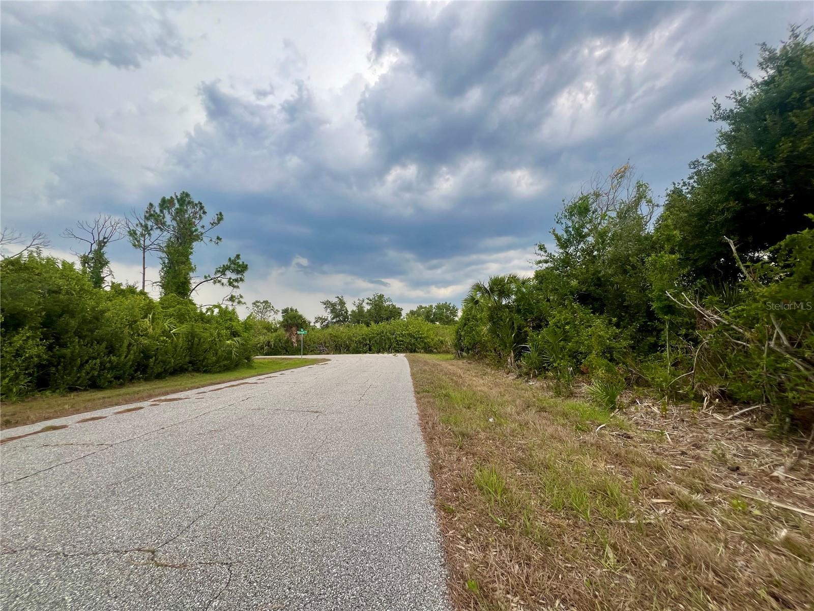 7370 SIOUX ST, PORT CHARLOTTE, FL — photo 3