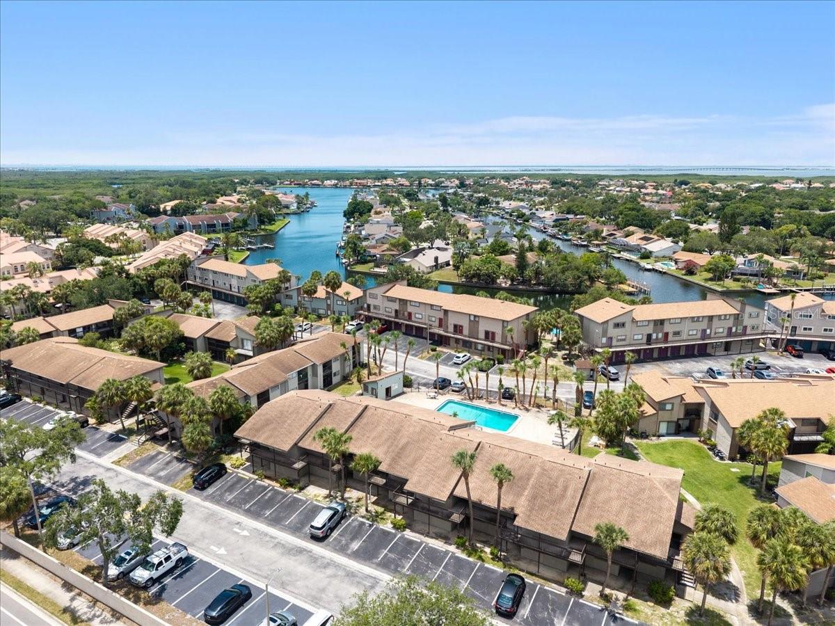 6332 NEWTOWN CIR #32B5, TAMPA, FL — photo 33