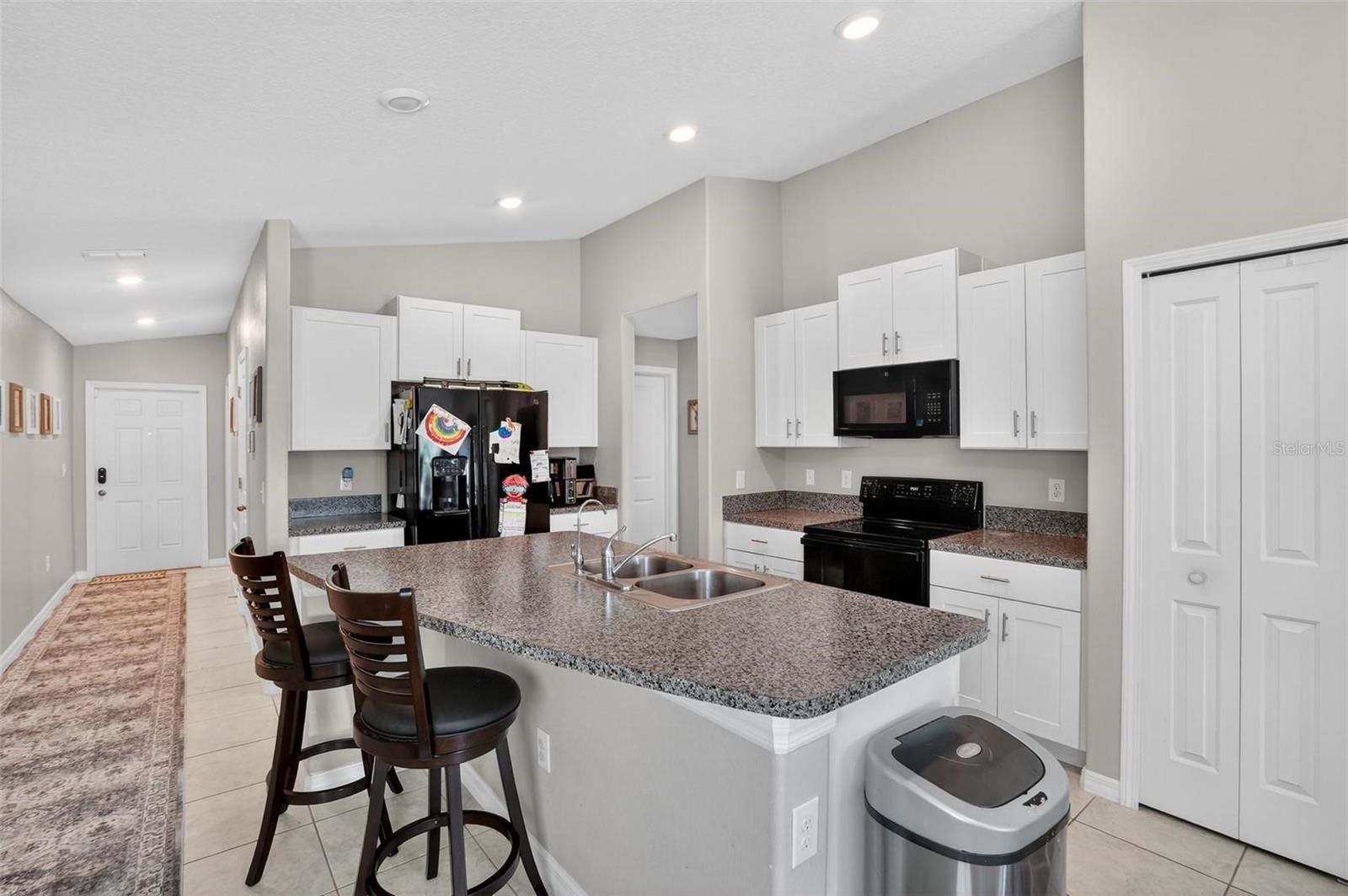 4507 ETERNAL PRINCE DR, SUN CITY CENTER, FL — photo 9
