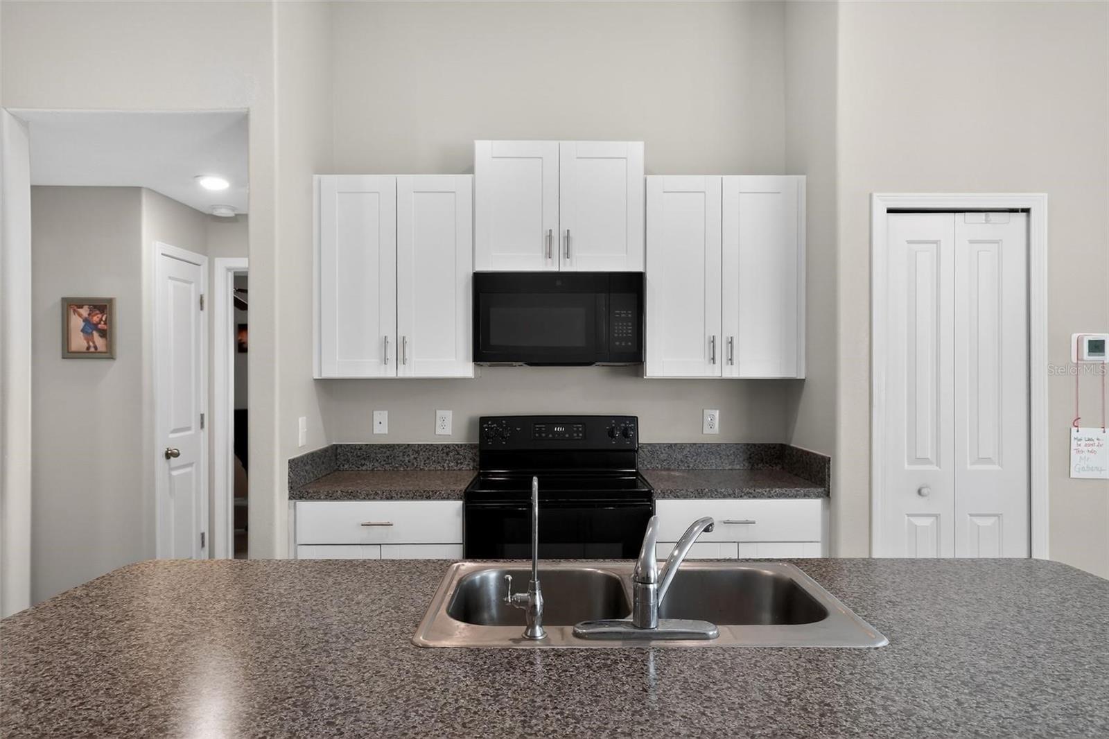 4507 ETERNAL PRINCE DR, SUN CITY CENTER, FL — photo 11