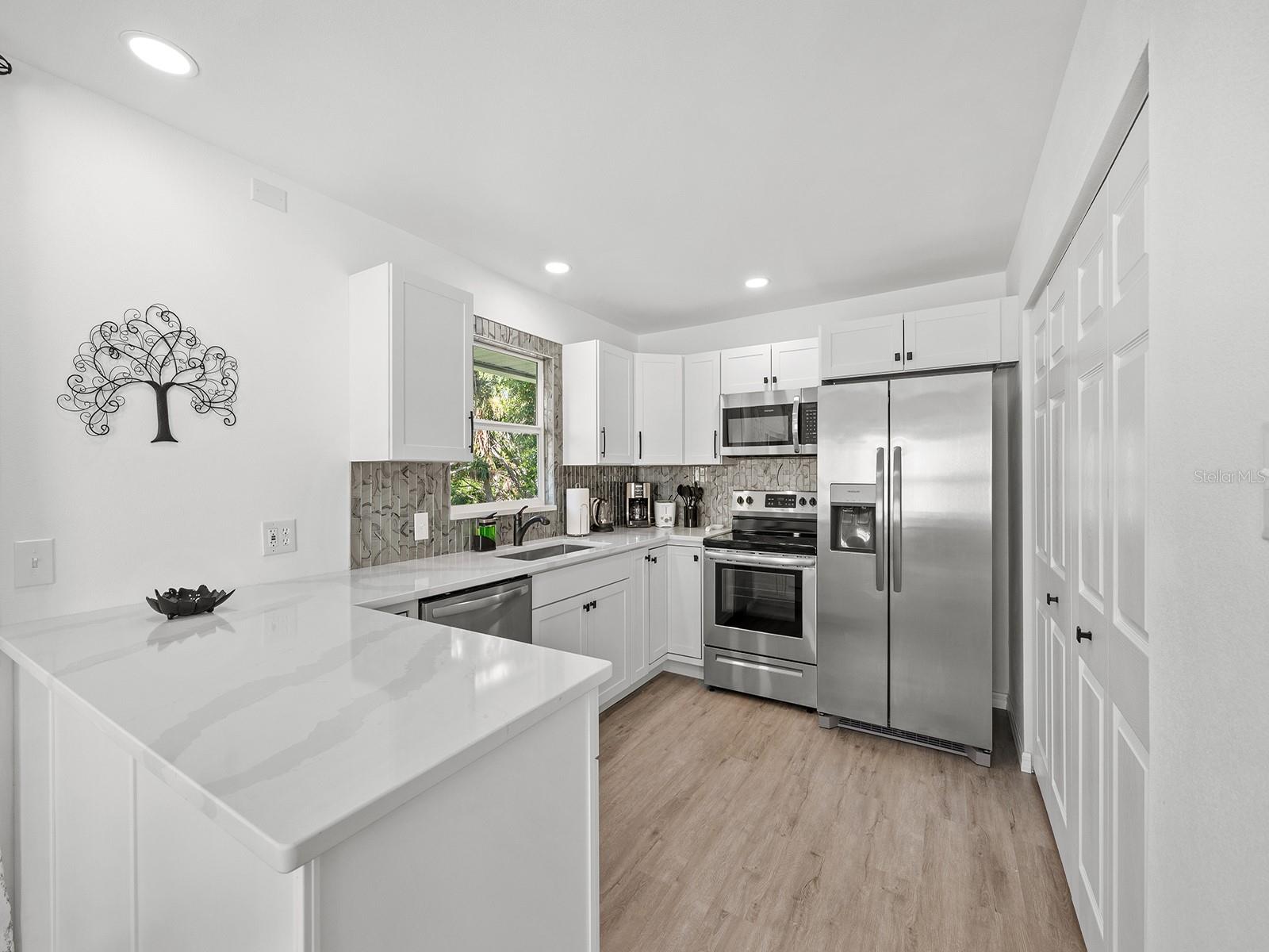 23019 SENECA AVE, PORT CHARLOTTE, FL — photo 9
