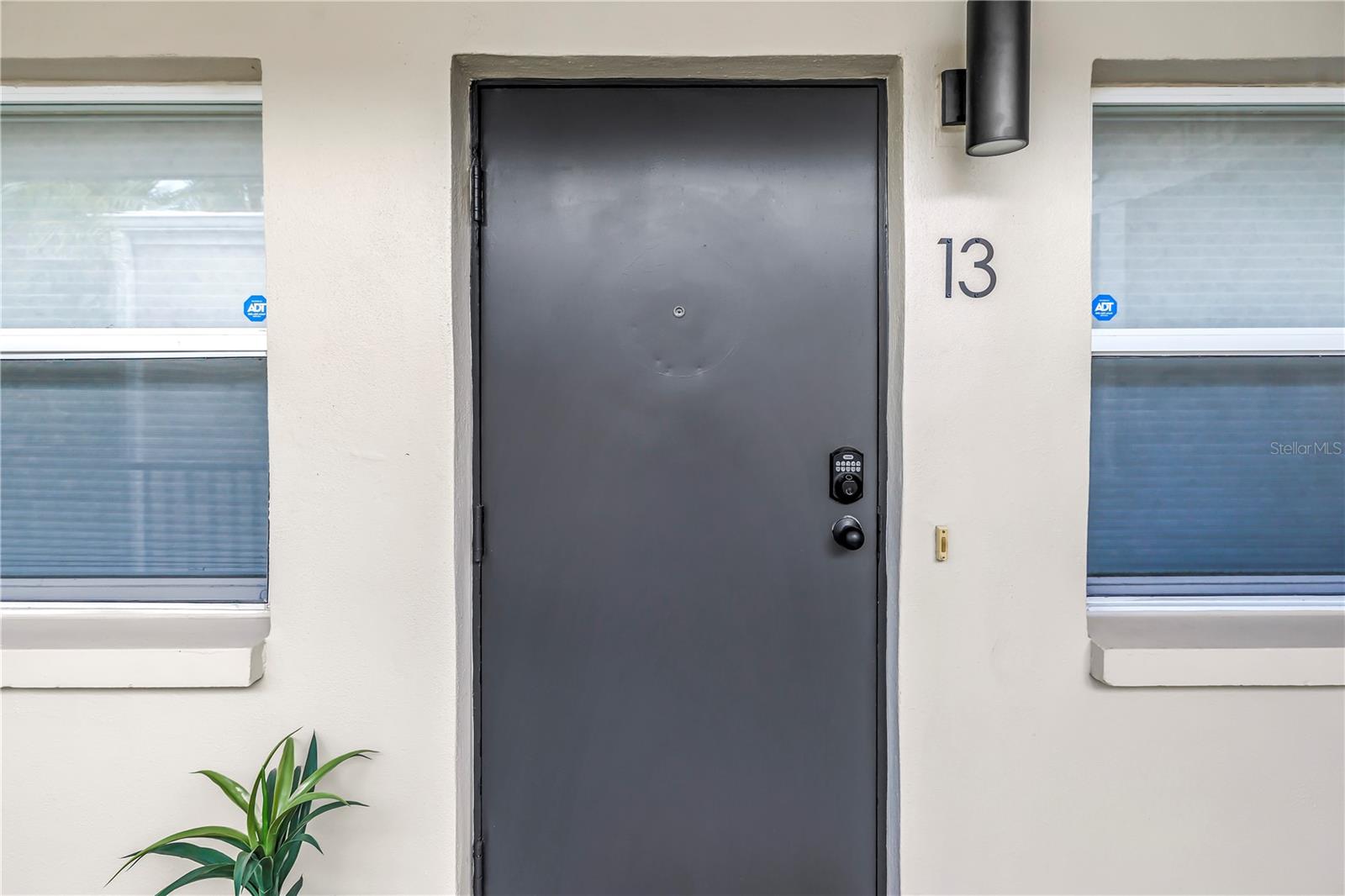 555 3RD ST N #13, ST PETERSBURG, FL — photo 5