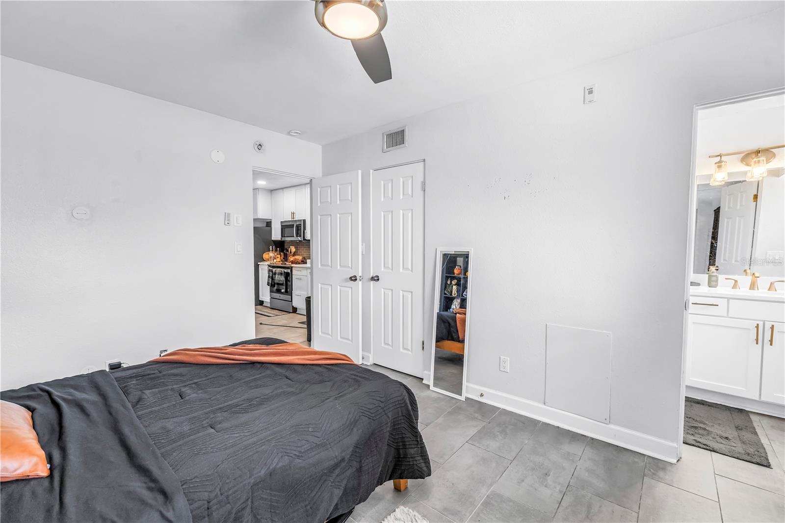 555 3RD ST N #13, ST PETERSBURG, FL — photo 13