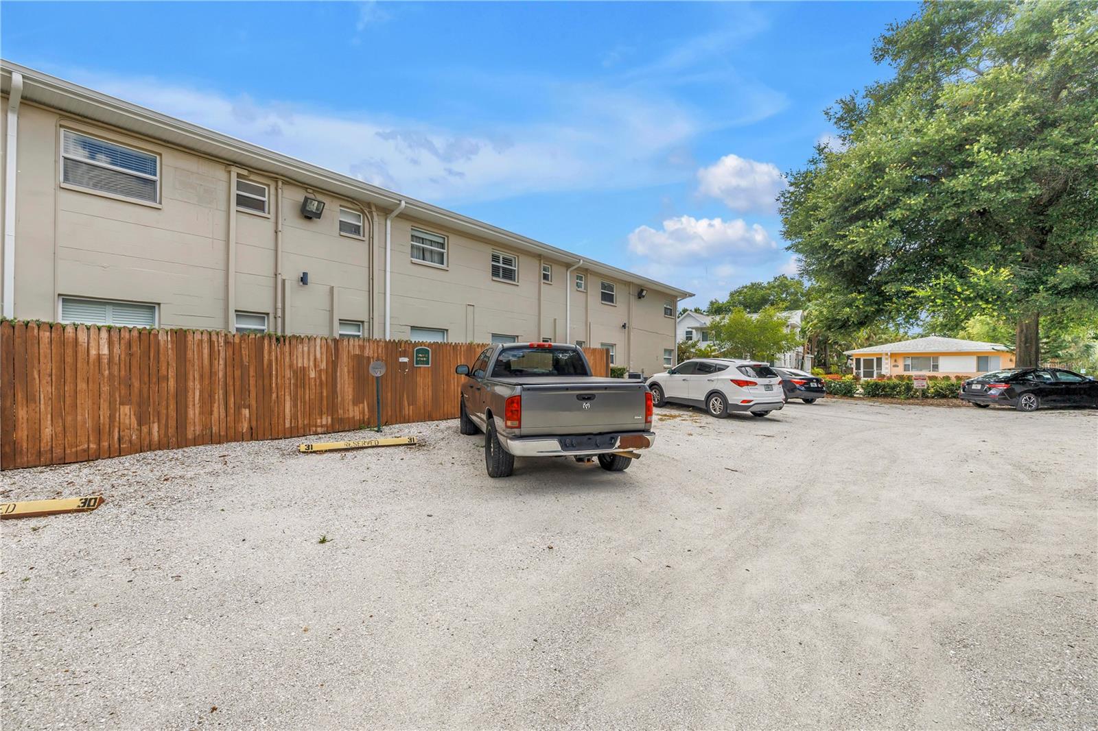 555 3RD ST N #13, ST PETERSBURG, FL — photo 27
