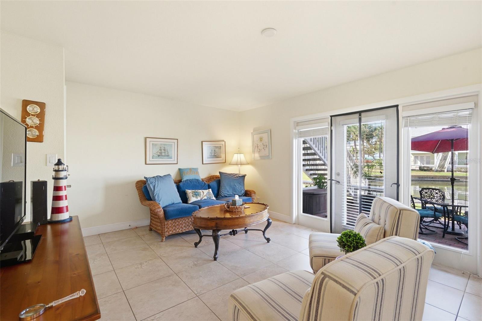 5191 SALMON DR SE #B, ST PETERSBURG, FL — photo 2
