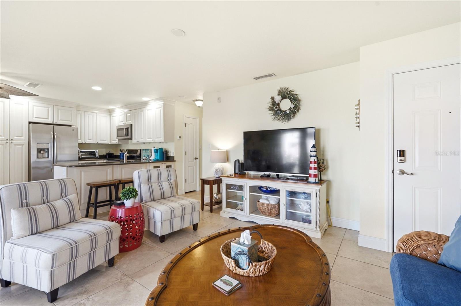 5191 SALMON DR SE #B, ST PETERSBURG, FL — photo 5