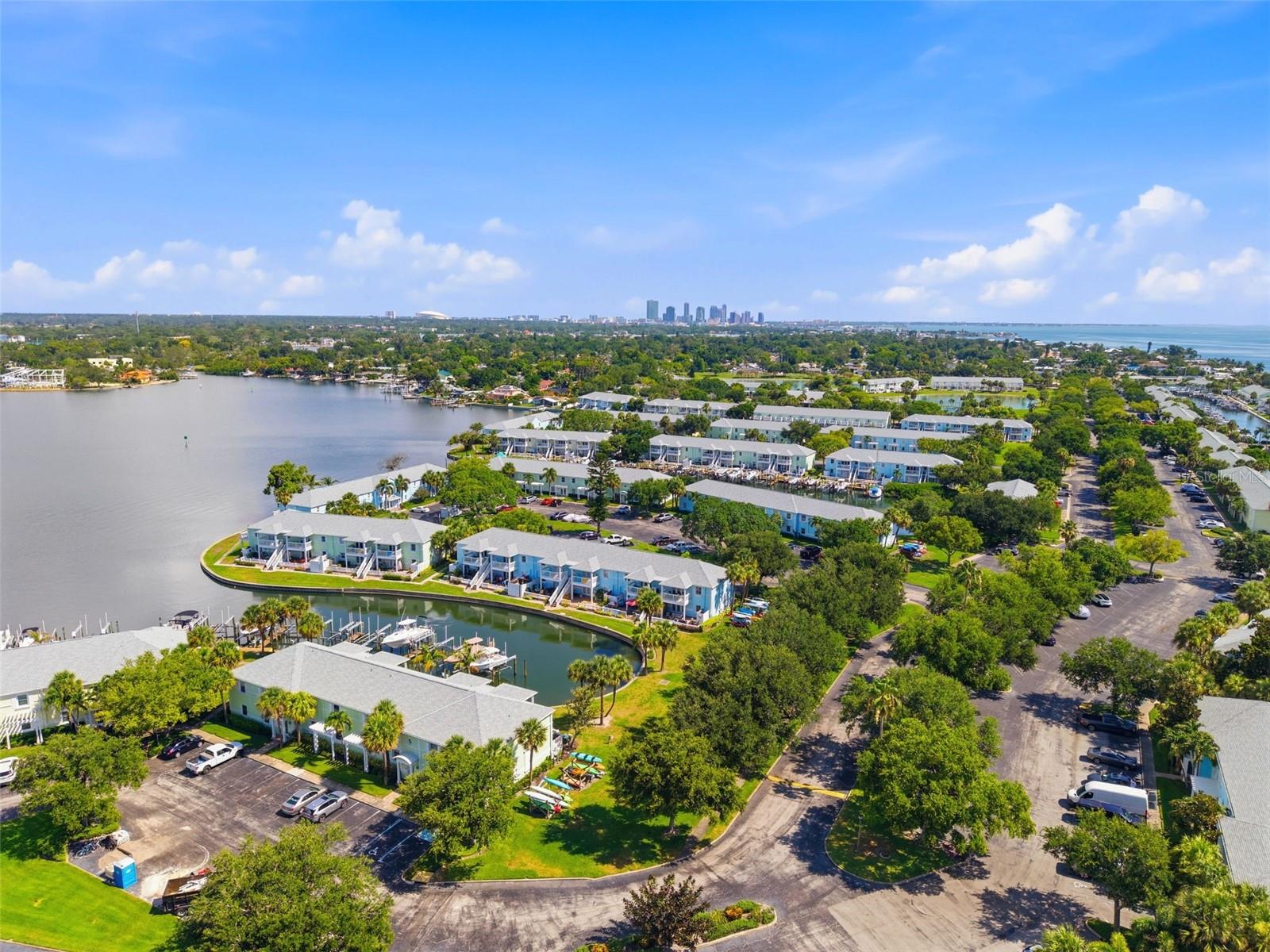 5191 SALMON DR SE #B, ST PETERSBURG, FL — photo 37