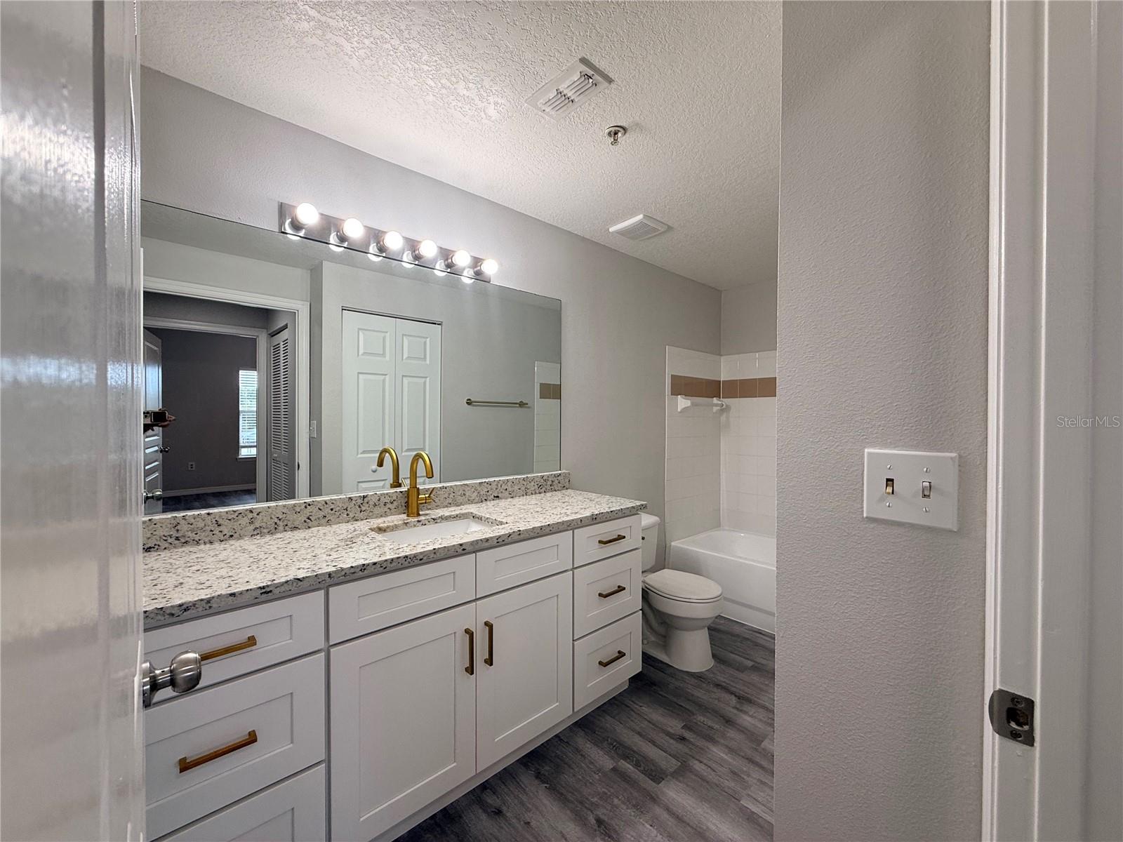 5618 PINNACLE HEIGHTS CIR #305, TAMPA, FL — photo 9