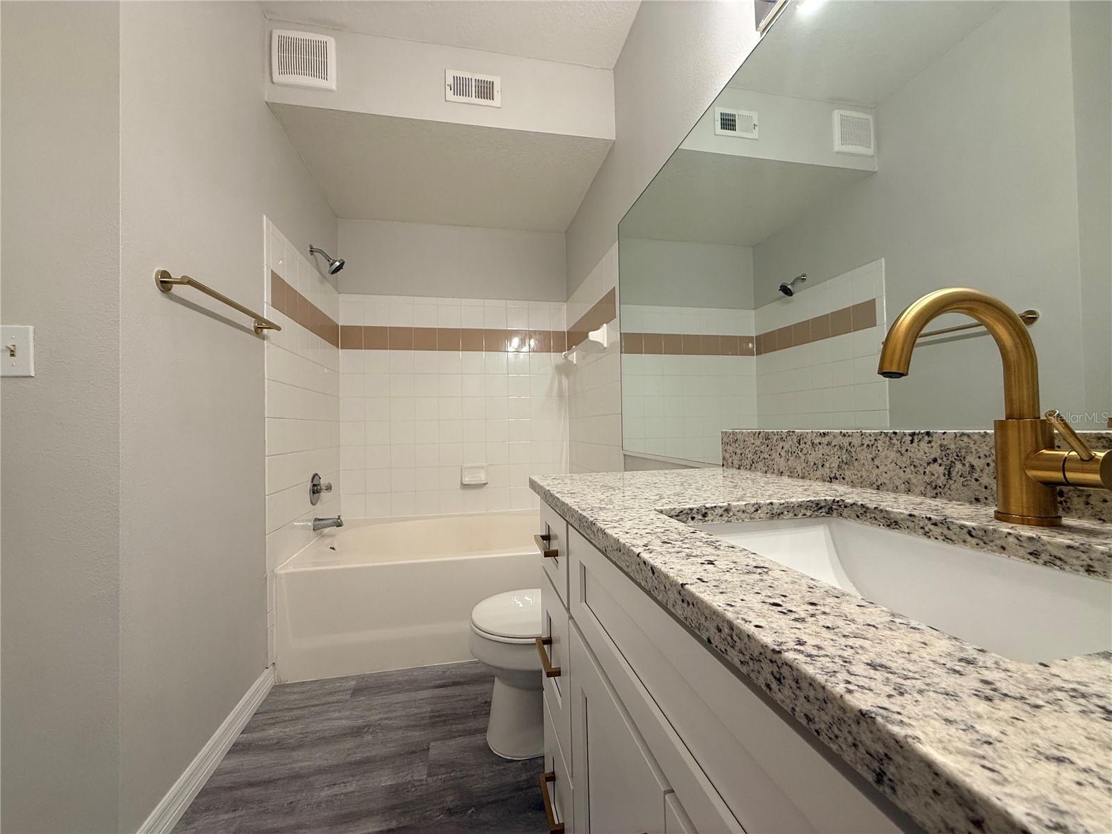 5618 PINNACLE HEIGHTS CIR #305, TAMPA, FL — photo 14