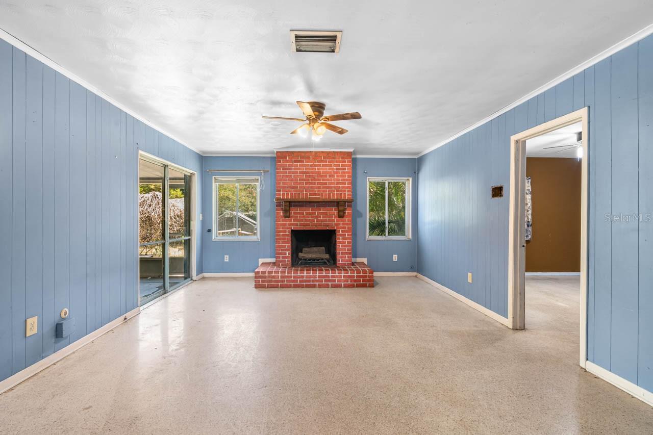 201 MASON ST, BRANDON, FL — photo 17