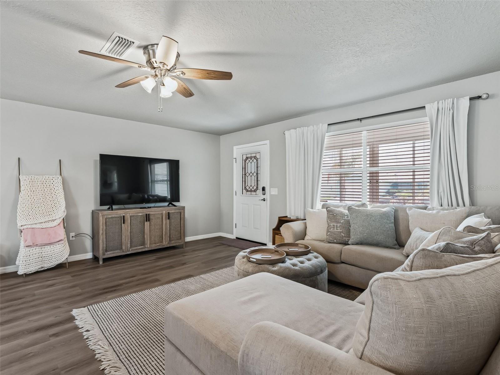 321 SAN MARINO DR, THE VILLAGES, FL — photo 7