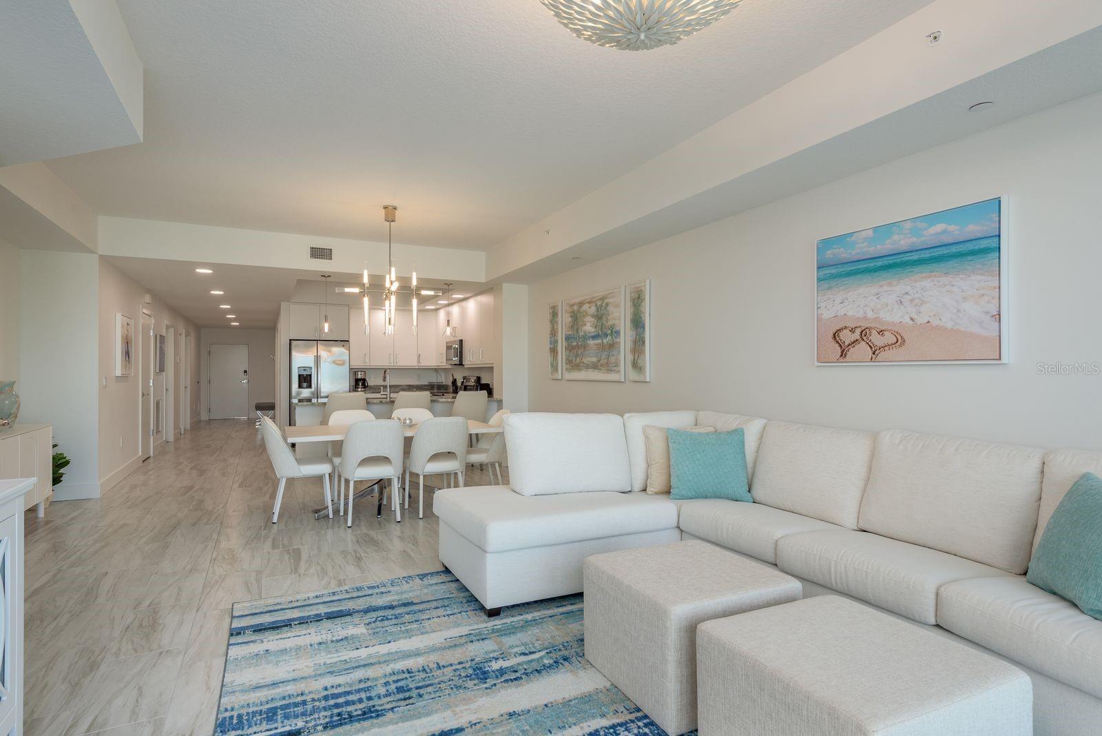 415 ISLAND WAY #402, CLEARWATER BEACH, FL — photo 16