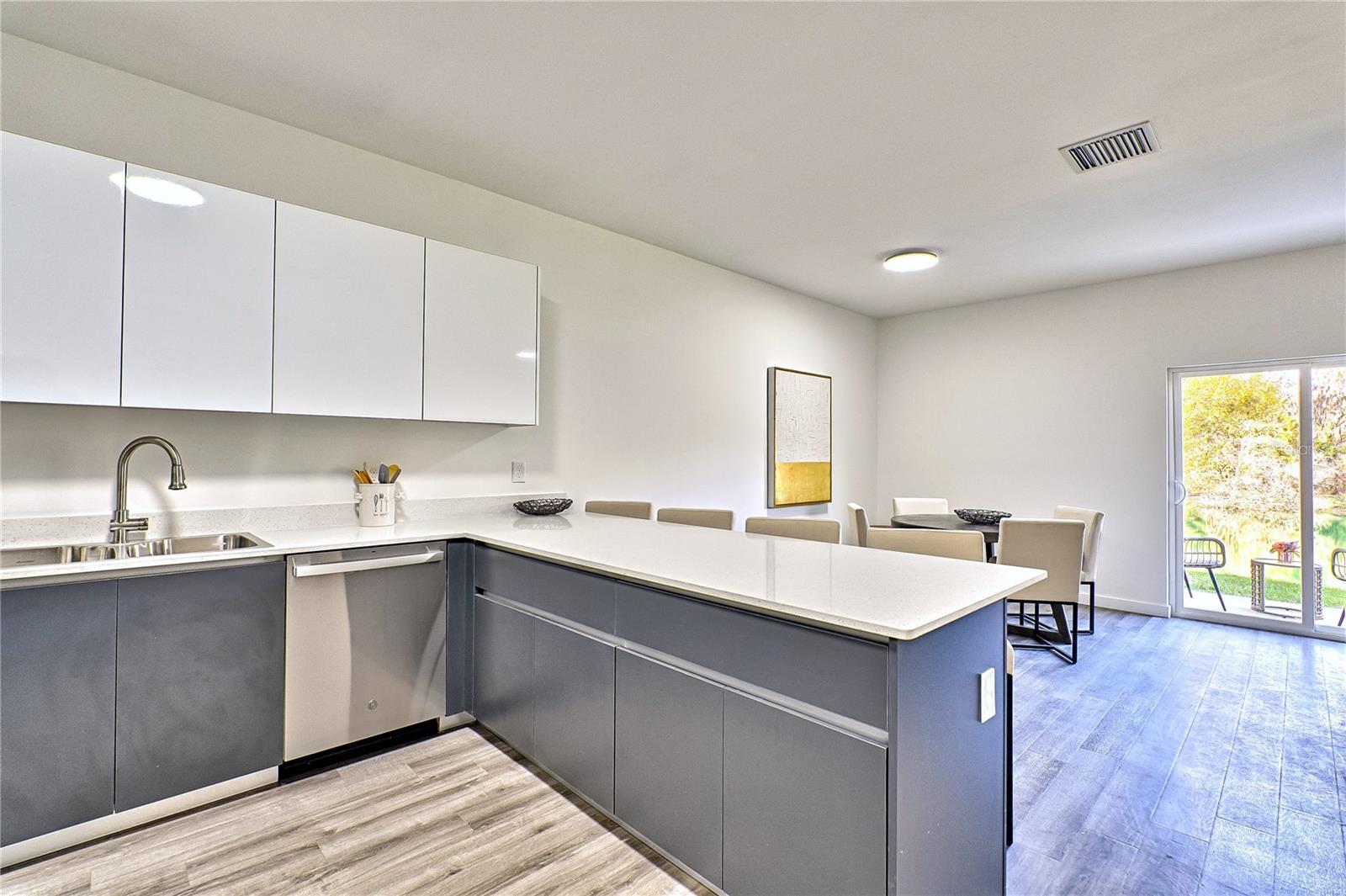 1591 NW 29TH RD #4, GAINESVILLE, FL — photo 4