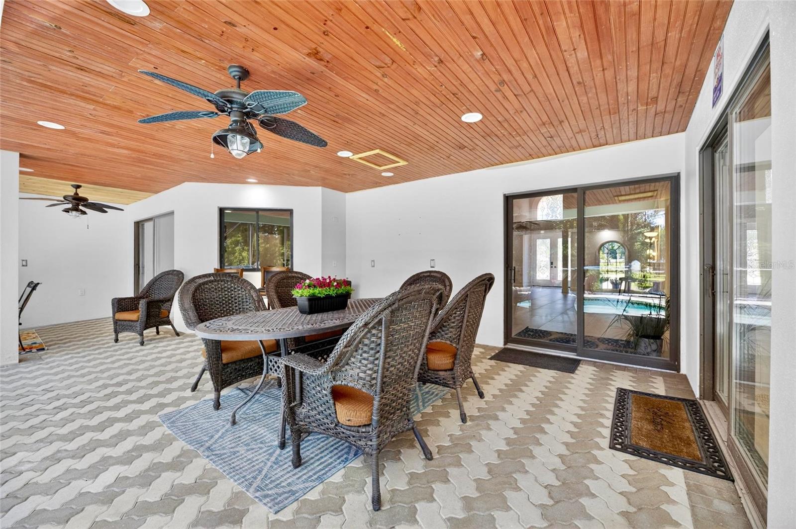 17309 LINDA VISTA CIR, LUTZ, FL — photo 47