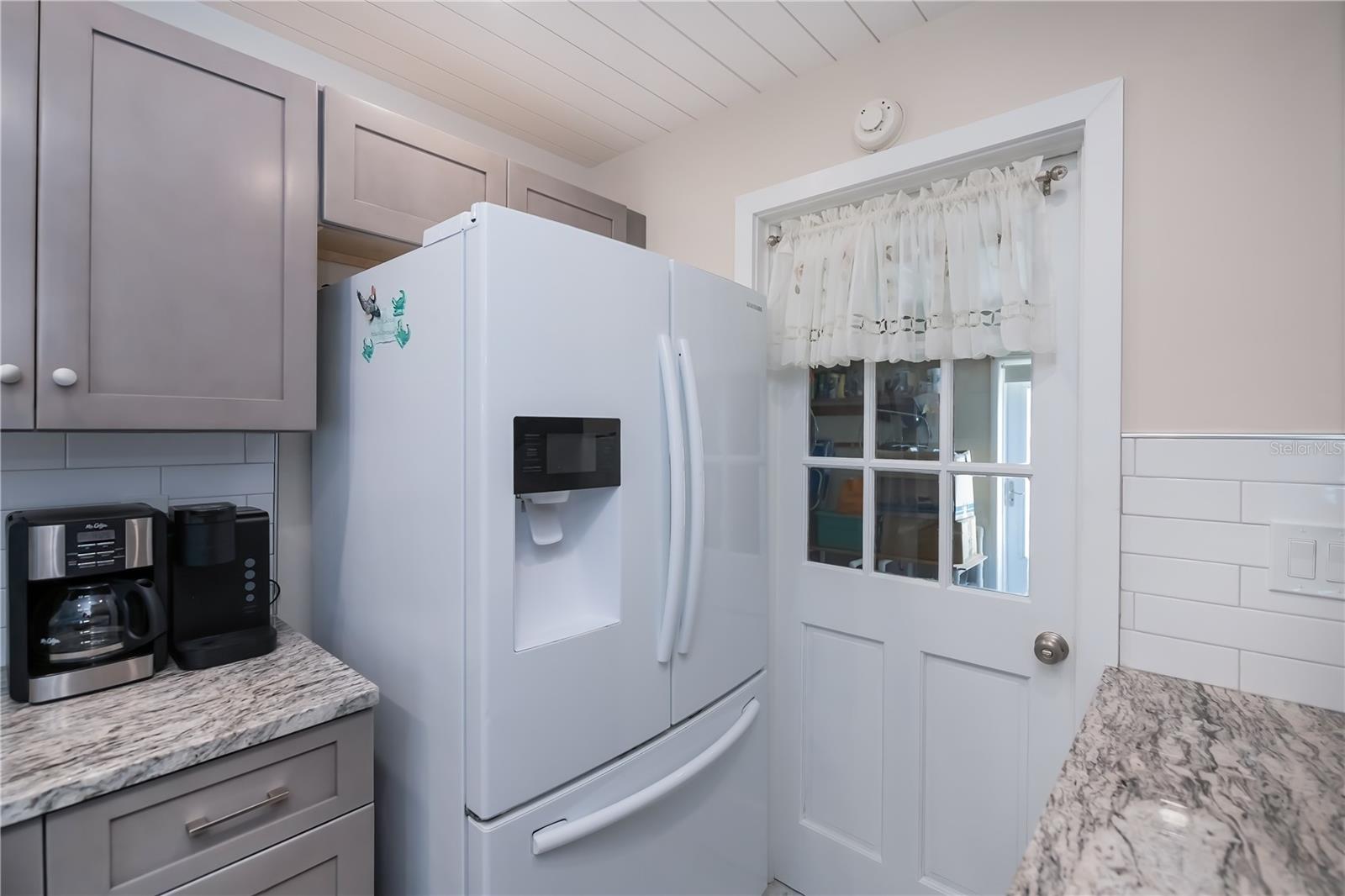 18451 GOODMAN CIR, PORT CHARLOTTE, FL — photo 28