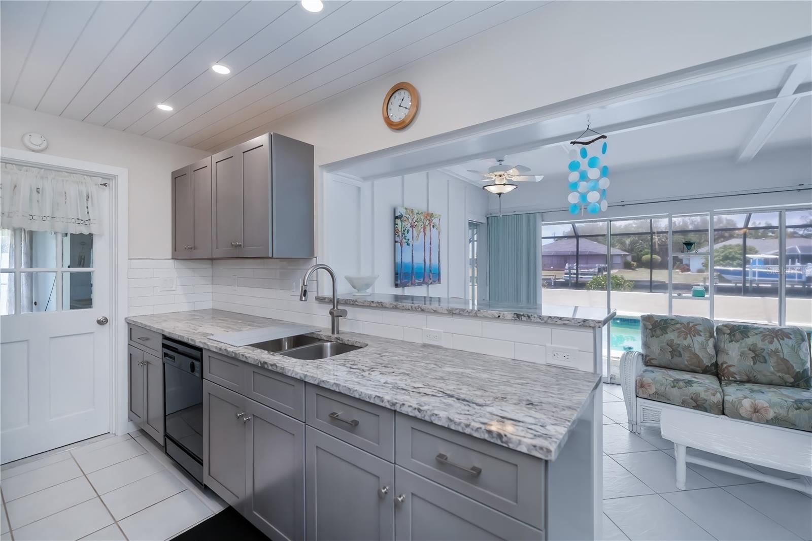 18451 GOODMAN CIR, PORT CHARLOTTE, FL — photo 29