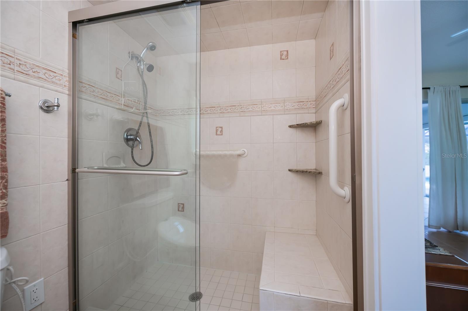 18451 GOODMAN CIR, PORT CHARLOTTE, FL — photo 41