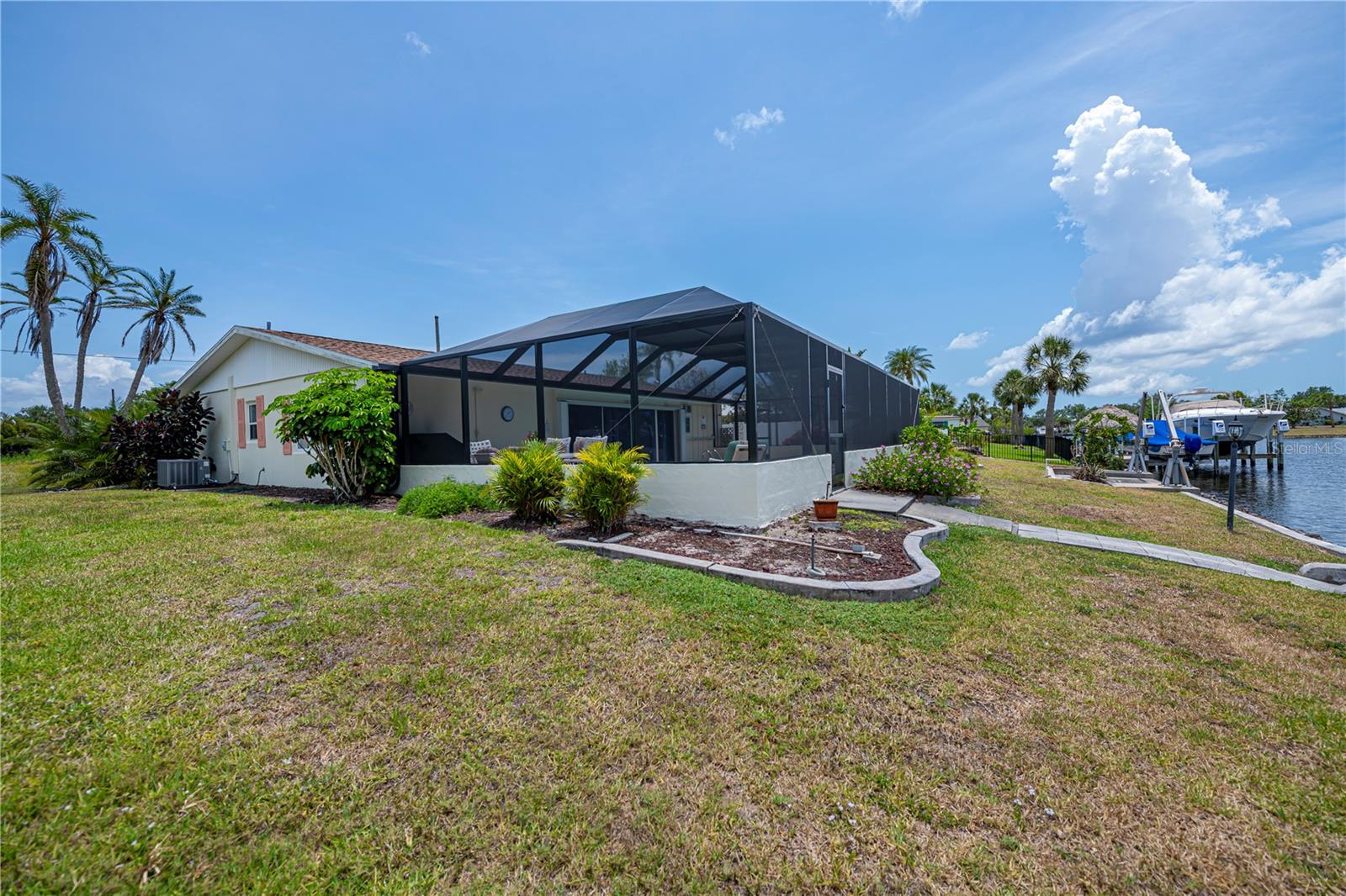 18451 GOODMAN CIR, PORT CHARLOTTE, FL — photo 68