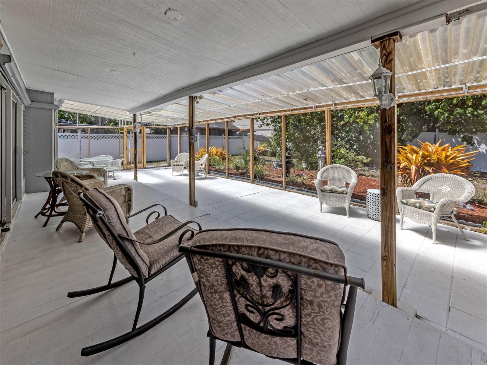 814 GUILD DR, VENICE, FL — photo 10