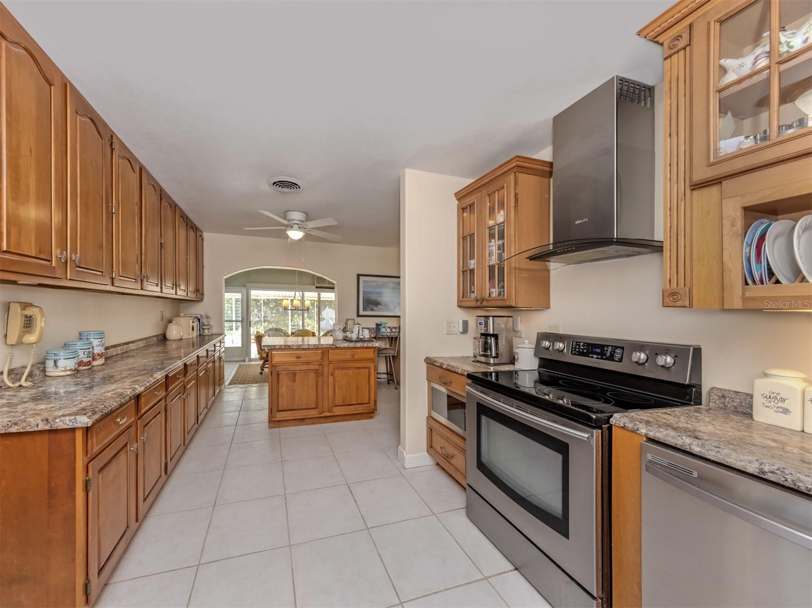 814 GUILD DR, VENICE, FL — photo 13
