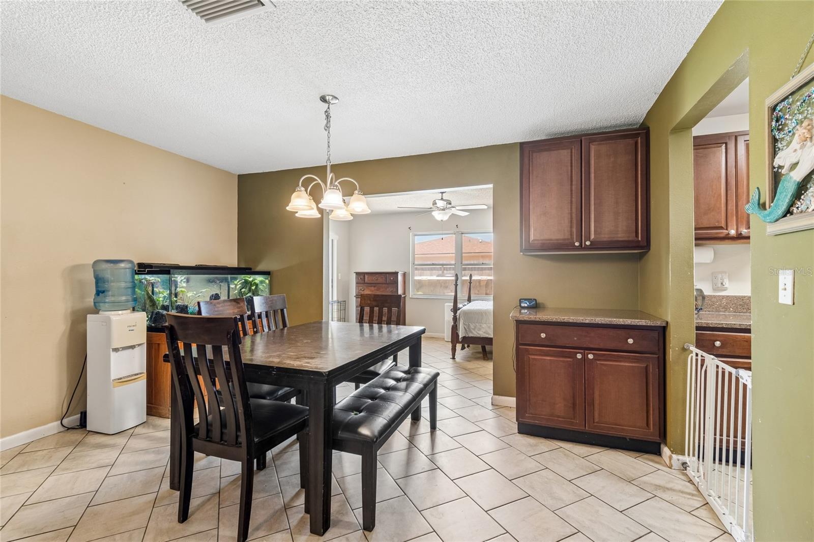 9473 BAYSIDE CT, SPRING HILL, FL — photo 4