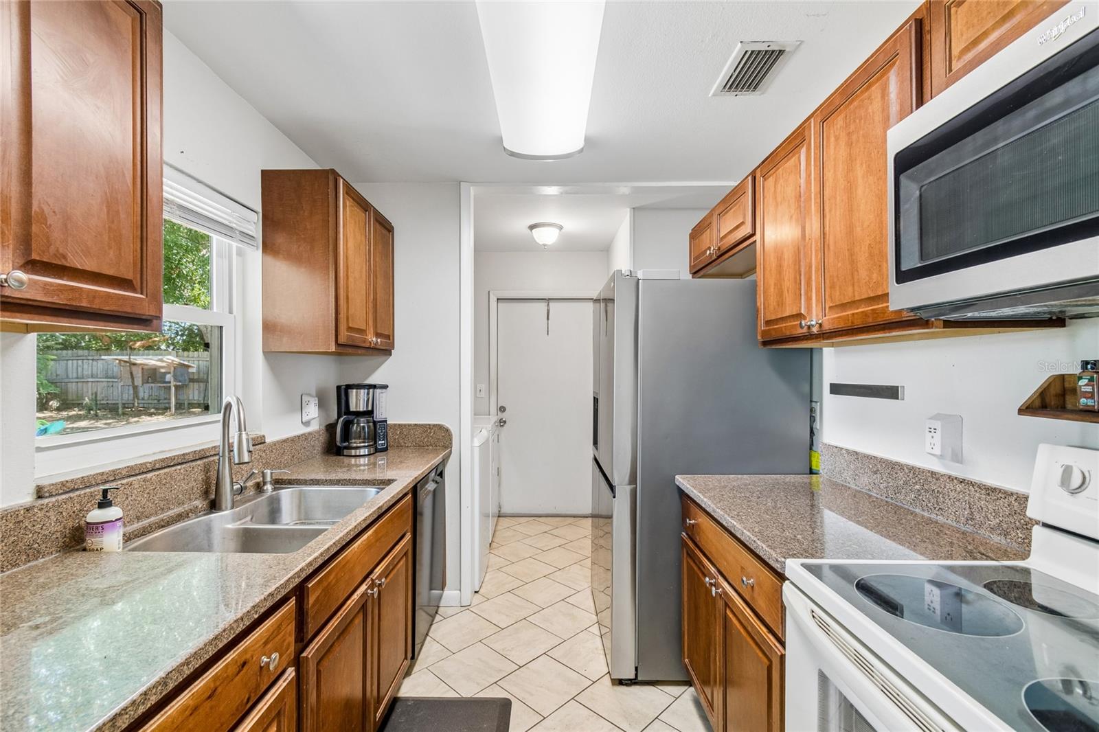 9473 BAYSIDE CT, SPRING HILL, FL — photo 5