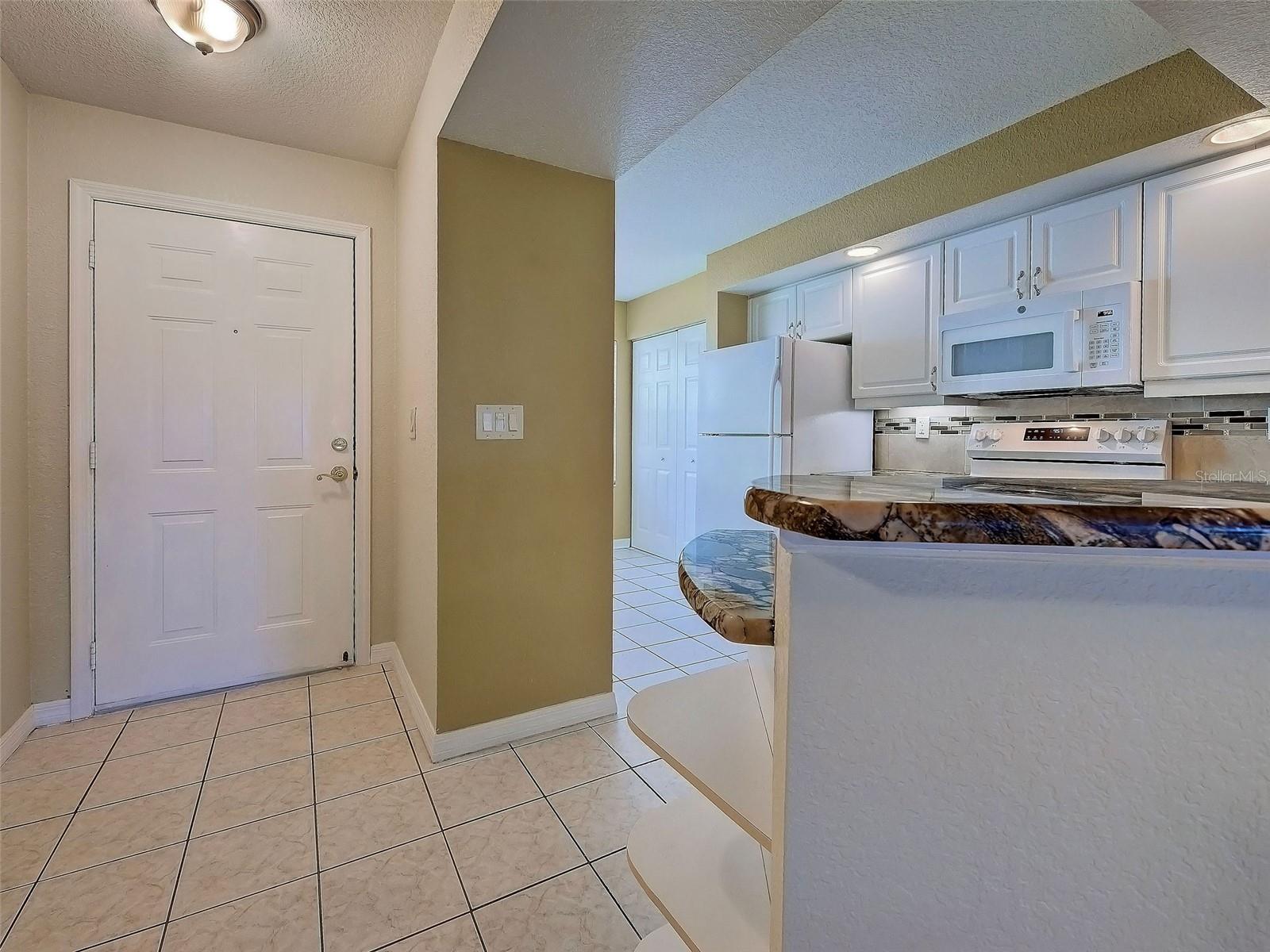 5725 GREENWOOD AVE #7104, NORTH PORT, FL — photo 10