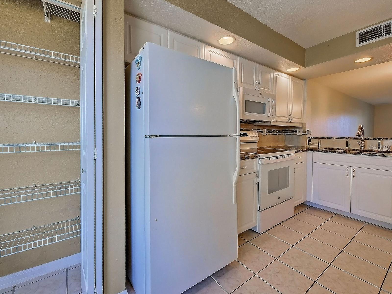 5725 GREENWOOD AVE #7104, NORTH PORT, FL — photo 16