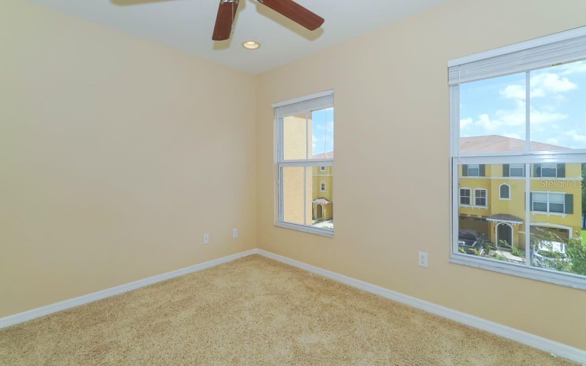 7339 BLACK WALNUT WAY, LAKEWOOD RANCH, FL — photo 17
