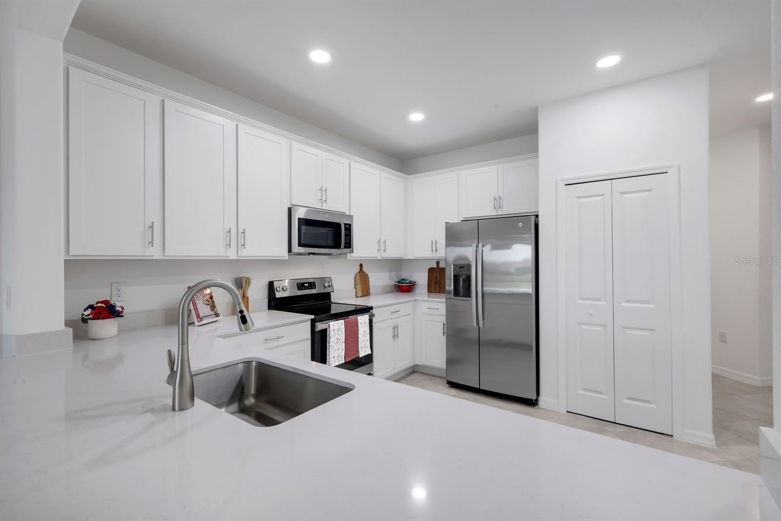 2175 DRAGONFRUIT WAY, NAPLES, FL — photo 9