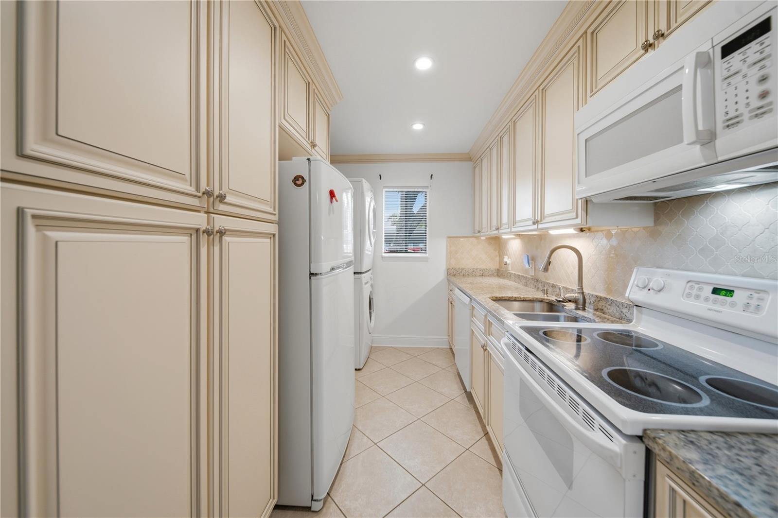 182 115TH AVE N #182, ST PETERSBURG, FL — photo 6