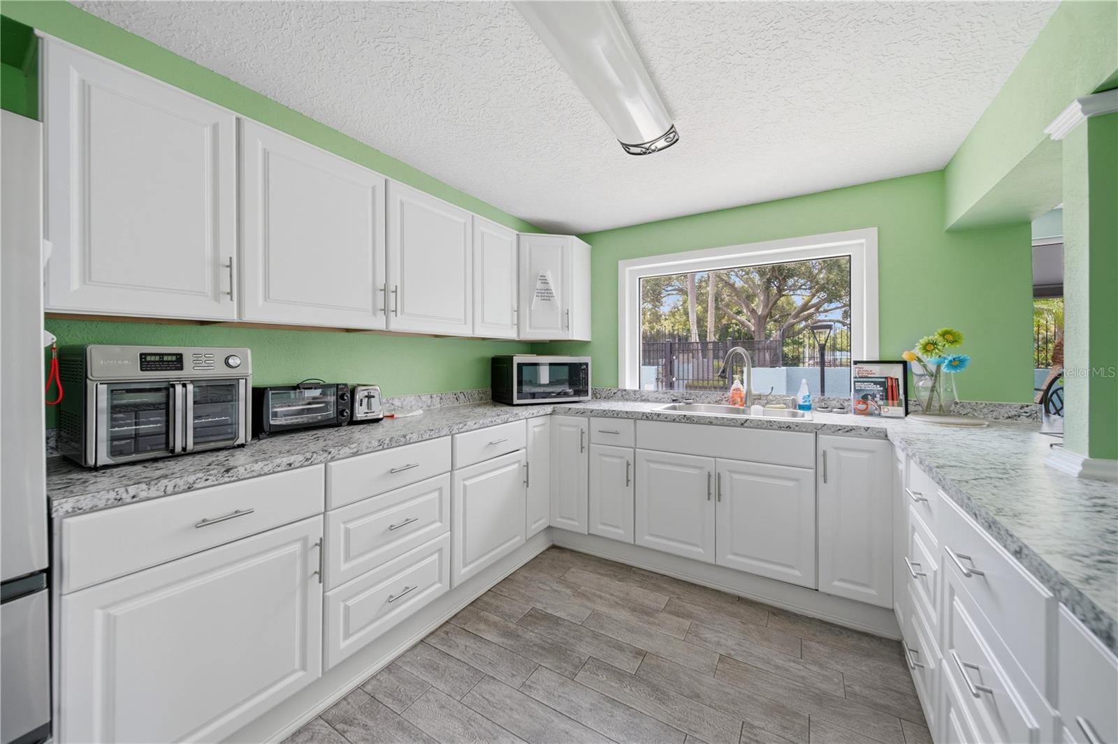 182 115TH AVE N #182, ST PETERSBURG, FL — photo 26