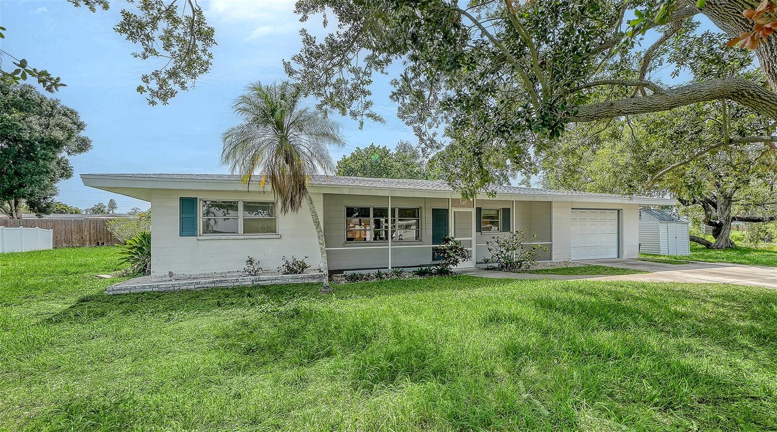 5938 MURDOCK AVE, SARASOTA, FL — photo 2