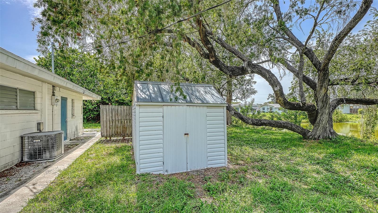 5938 MURDOCK AVE, SARASOTA, FL — photo 3