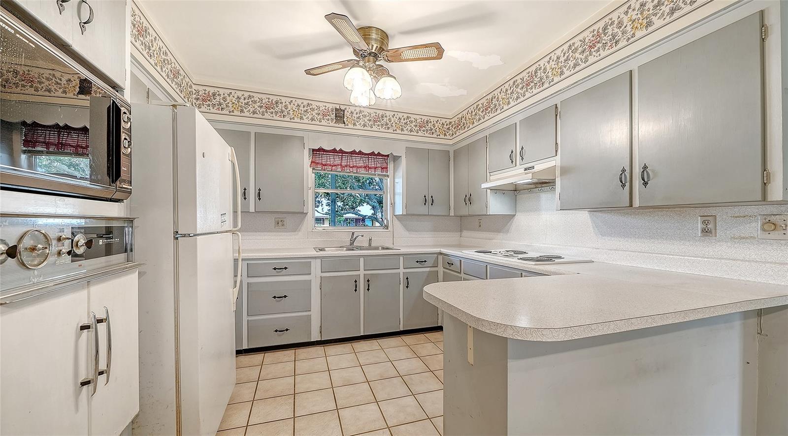 5938 MURDOCK AVE, SARASOTA, FL — photo 13