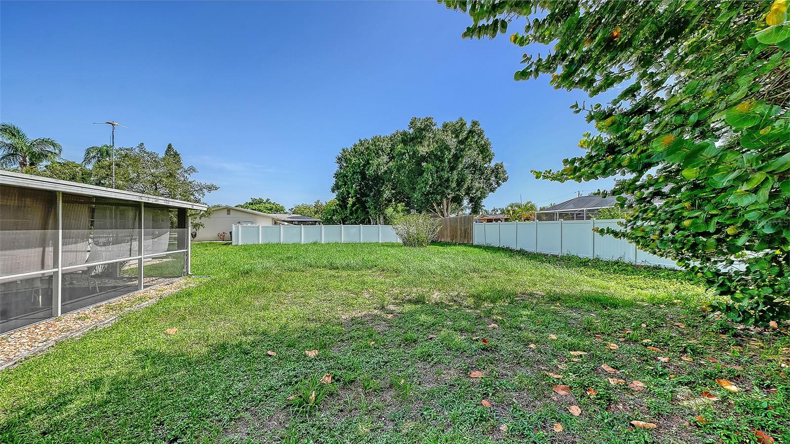 5938 MURDOCK AVE, SARASOTA, FL — photo 35