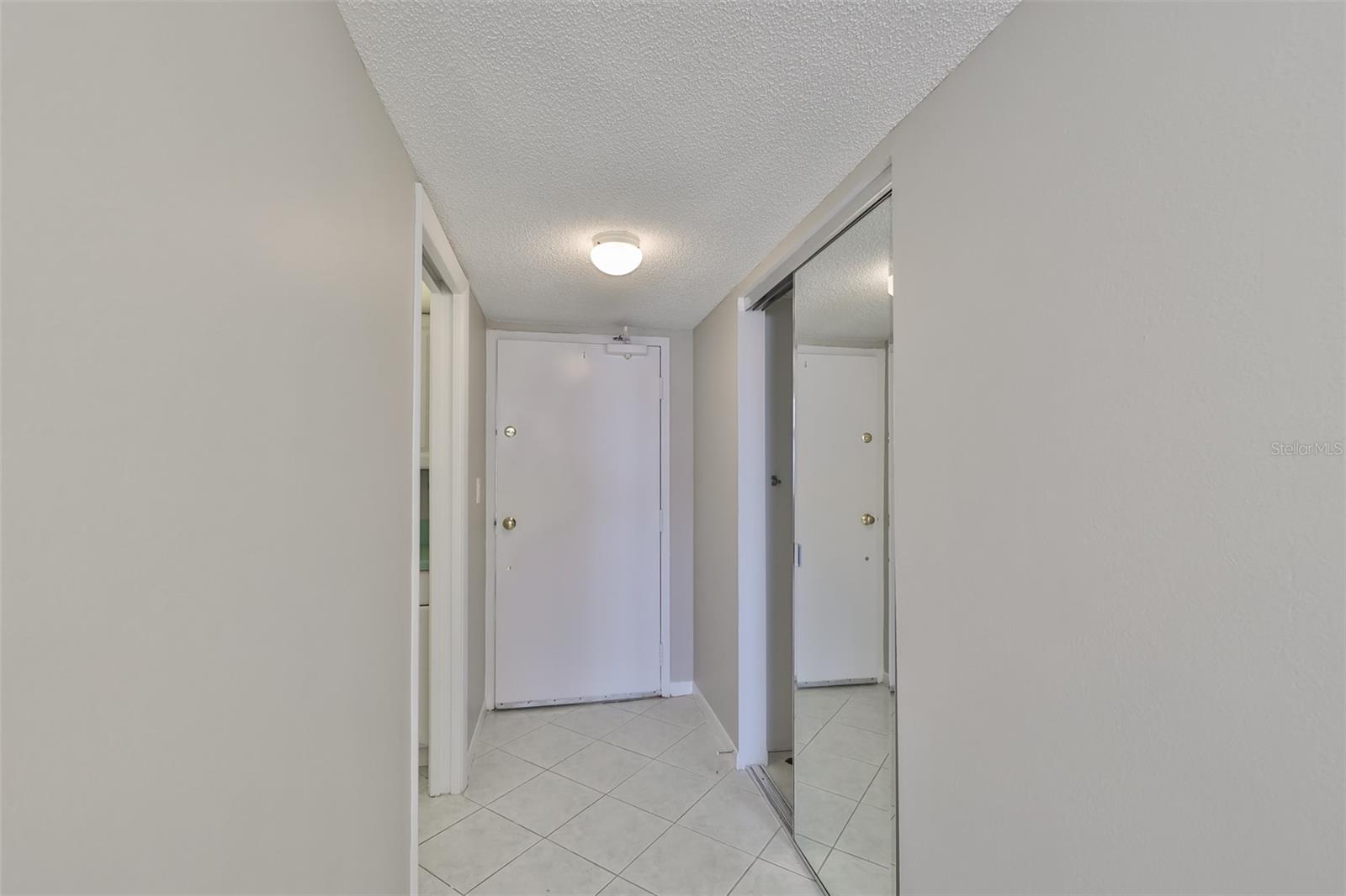 1270 GULF BLVD #1706, CLEARWATER BEACH, FL — photo 5