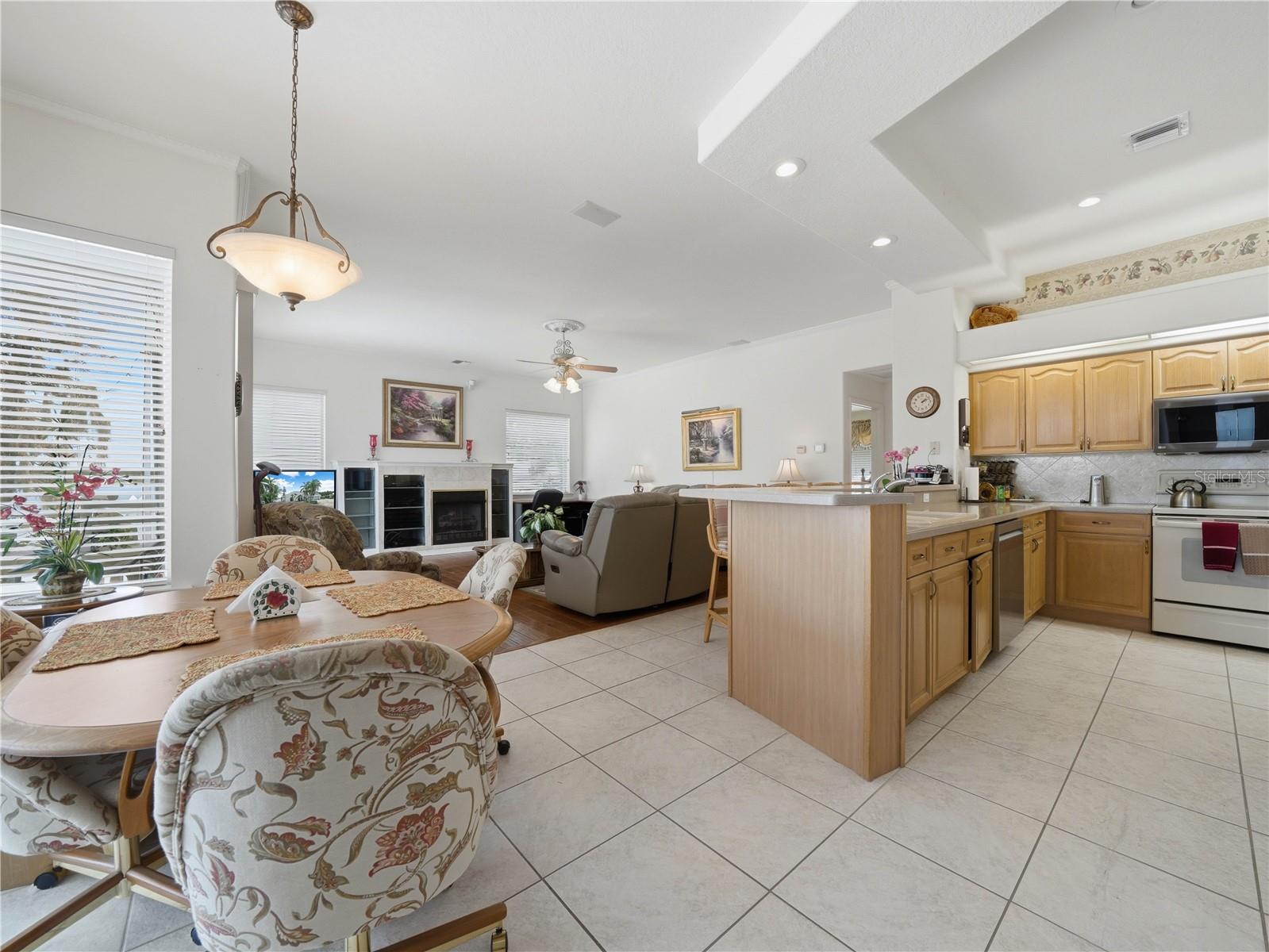 118 W JULIANA WAY, AUBURNDALE, FL — photo 11
