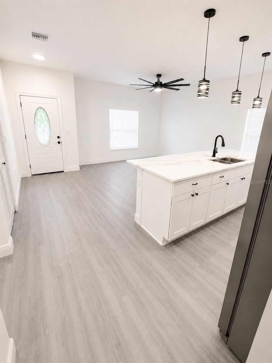 545 N LINCOLN ST, DAYTONA BEACH, FL — photo 3