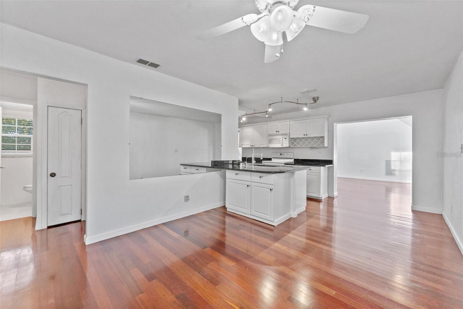 315 WOOTEN RD, LUTZ, FL — photo 14