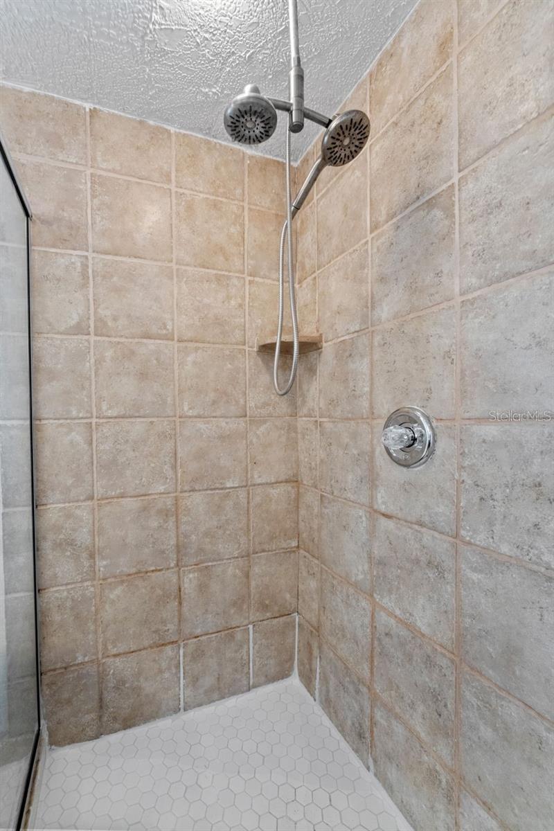 315 WOOTEN RD, LUTZ, FL — photo 22