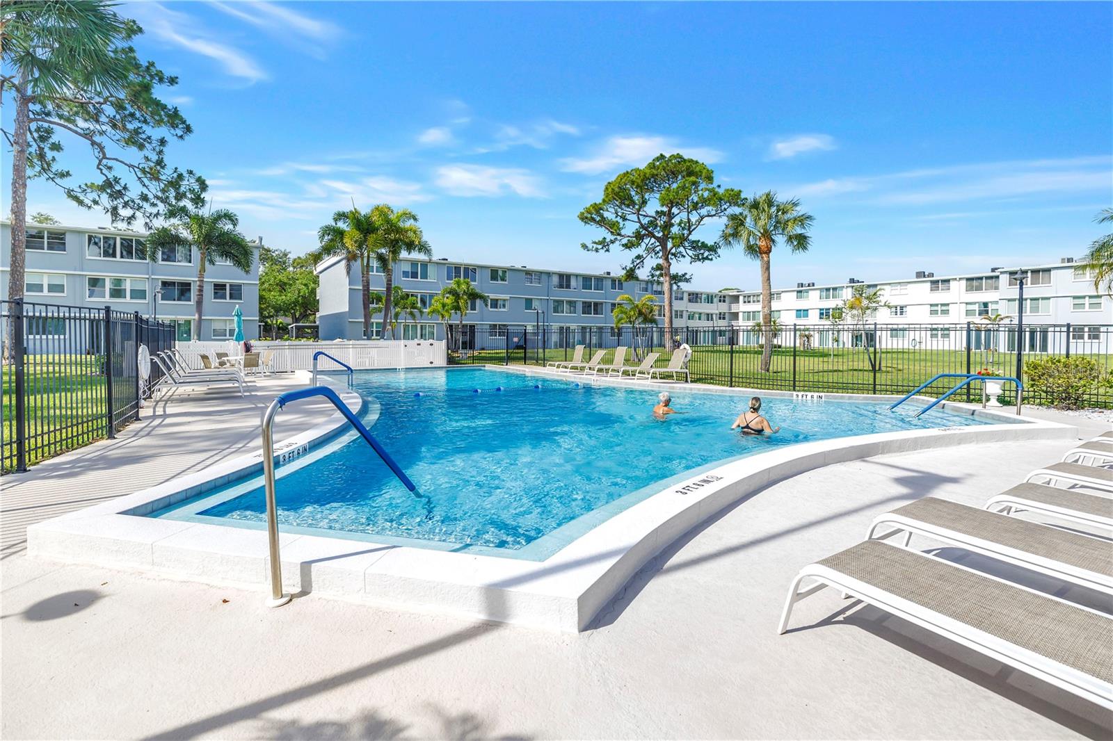 4715 BAY ST NE #135, ST PETERSBURG, FL — photo 31