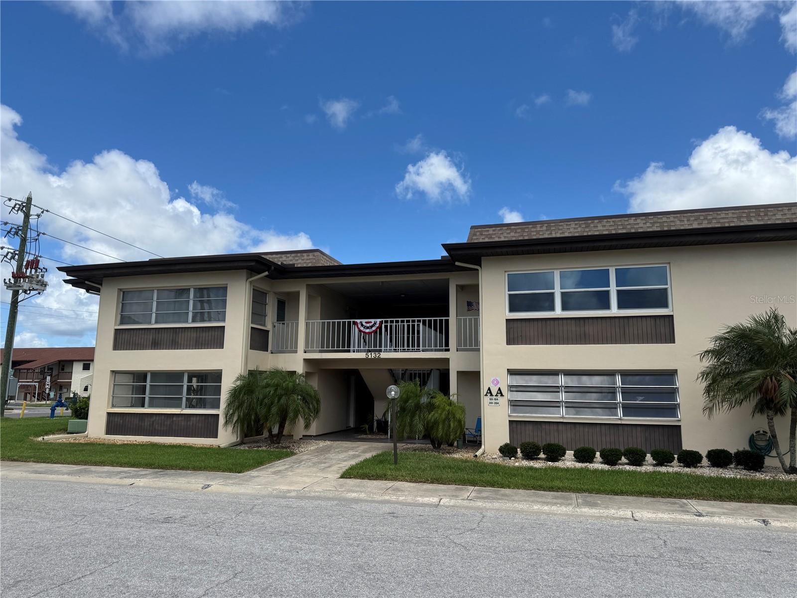 5132 AMULET DR #101, NEW PORT RICHEY, FL — photo 2