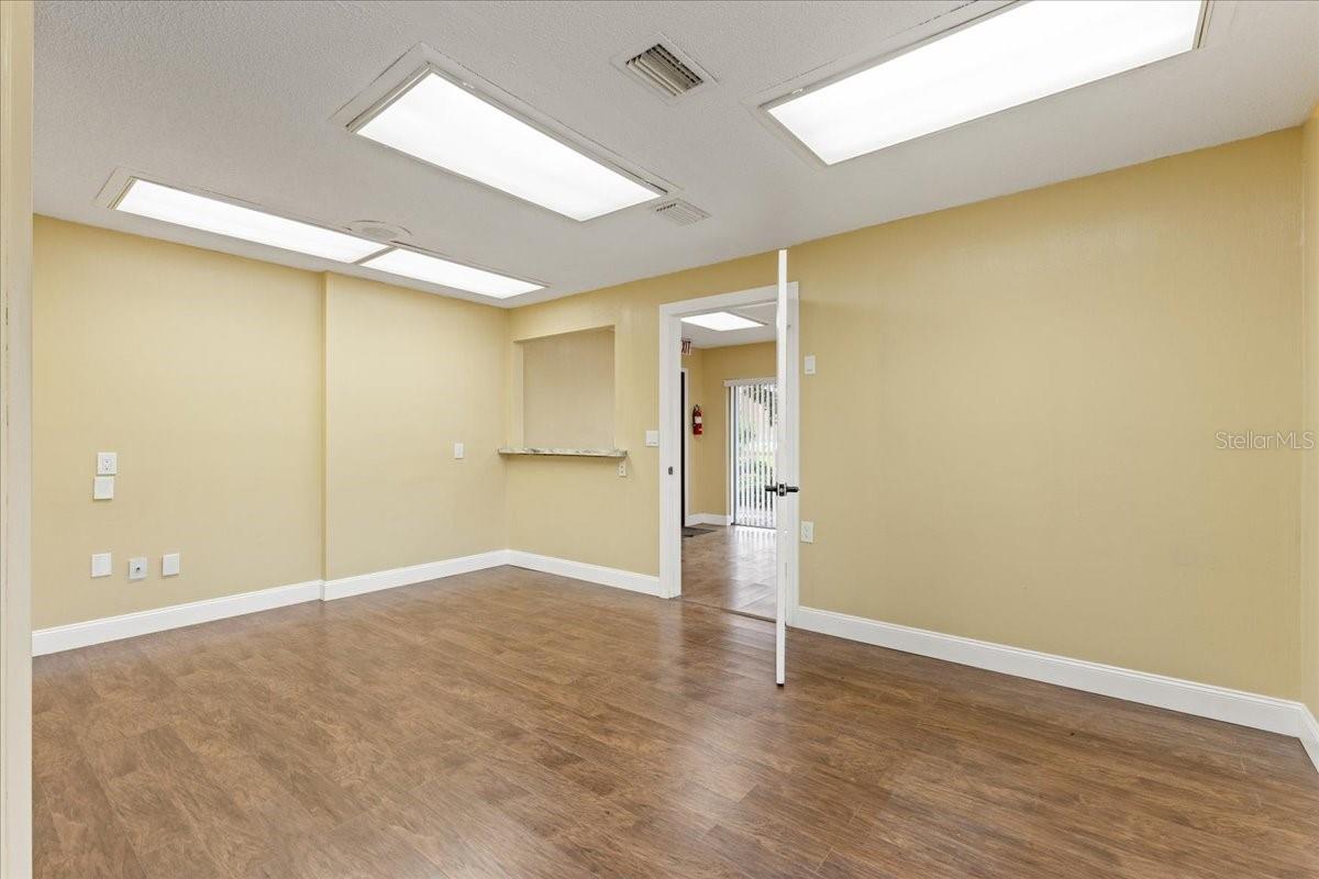 9009 PARK BLVD #Suite B, SEMINOLE, FL — photo 12