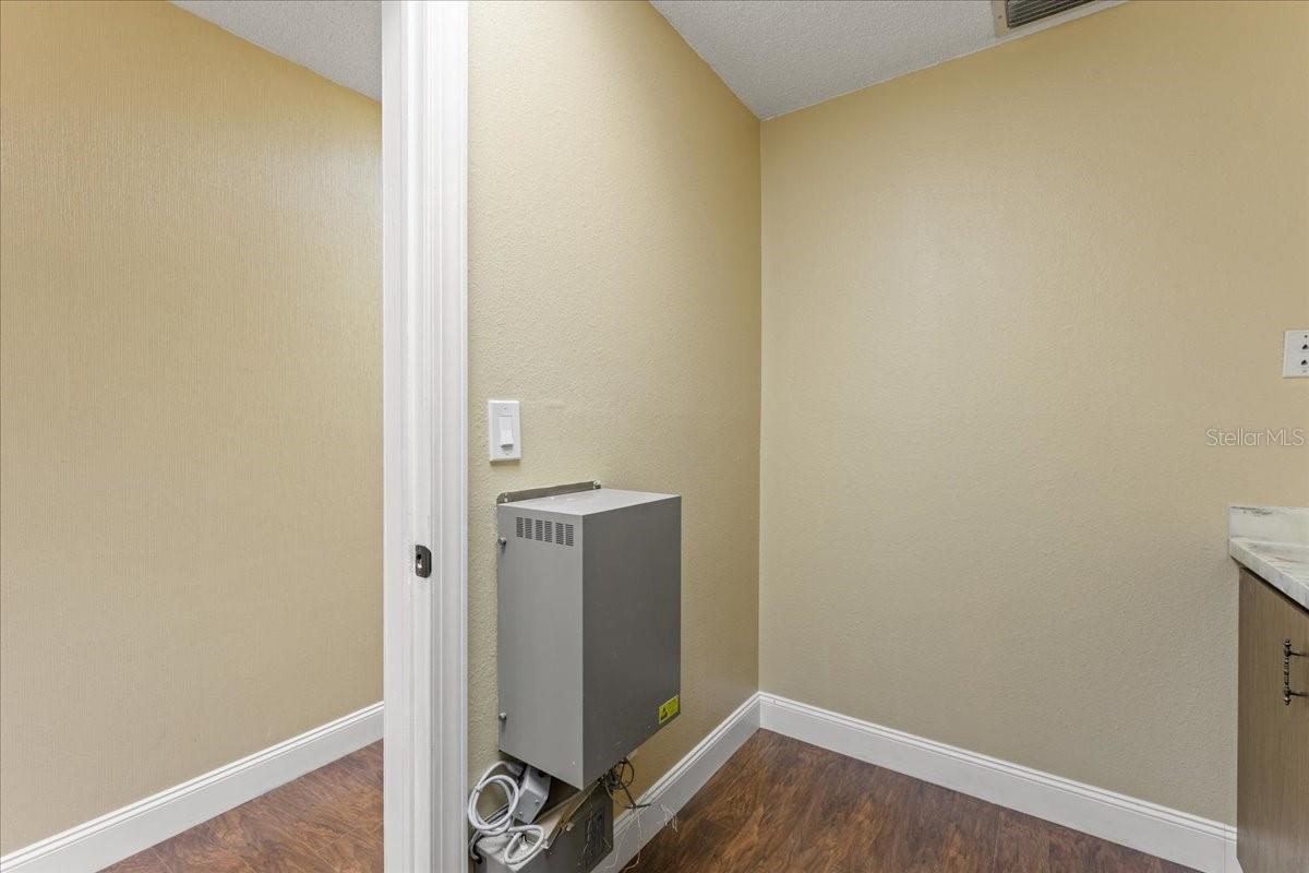 9009 PARK BLVD #Suite B, SEMINOLE, FL — photo 15